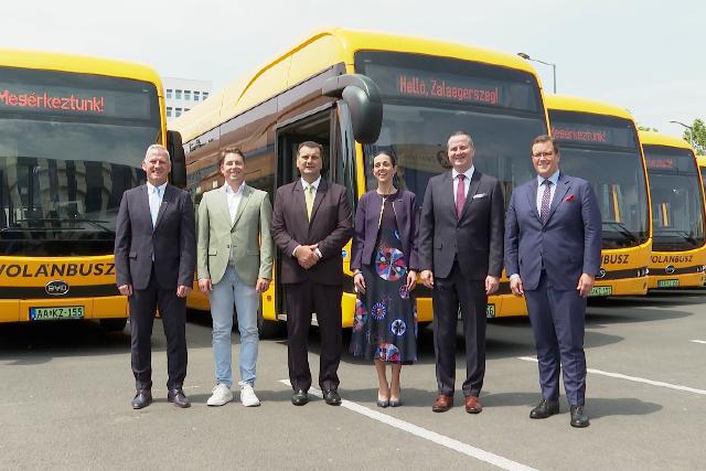 Elektromos autóbuszok érkeztek Zalaegerszegre Elektromos autóbuszok érkeztek Zalaegerszegre