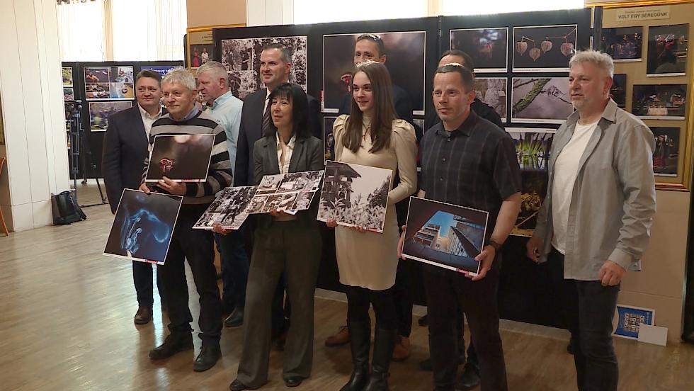 Megnyílt a XIII. Zalaegerszegi Sajtófotó Kiállítás Megnyílt a XIII. Zalaegerszegi Sajtófotó Kiállítás