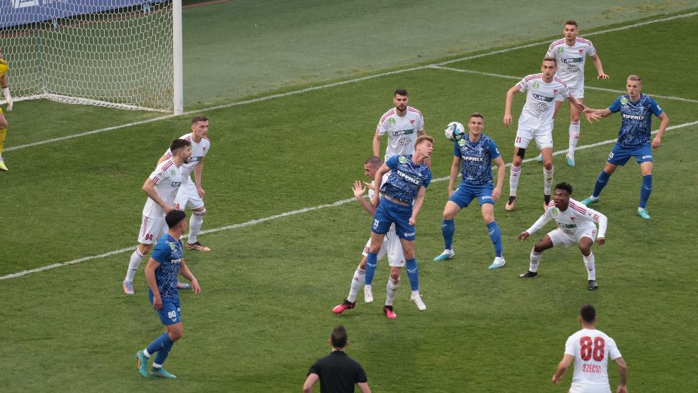 Továbbra is gödörben a ZTE FC – A Debrecentől is kikapott Ricardo Moniz együttese Továbbra is gödörben a ZTE FC – A Debrecentől is kikapott Ricardo Moniz együttese