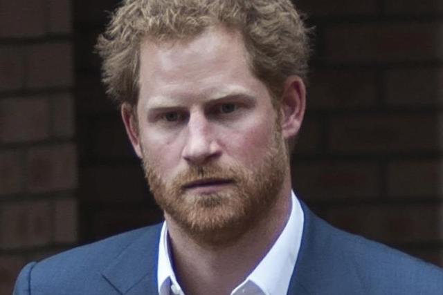 Megalázták Harry herceget Megalázták Harry herceget