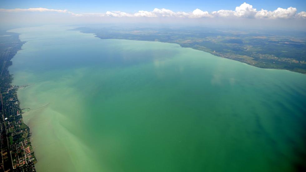 Algahelyzet a Balatonnál - egyelőre alacsony az algabiomassza Algahelyzet a Balatonnál - egyelőre alacsony az algabiomassza