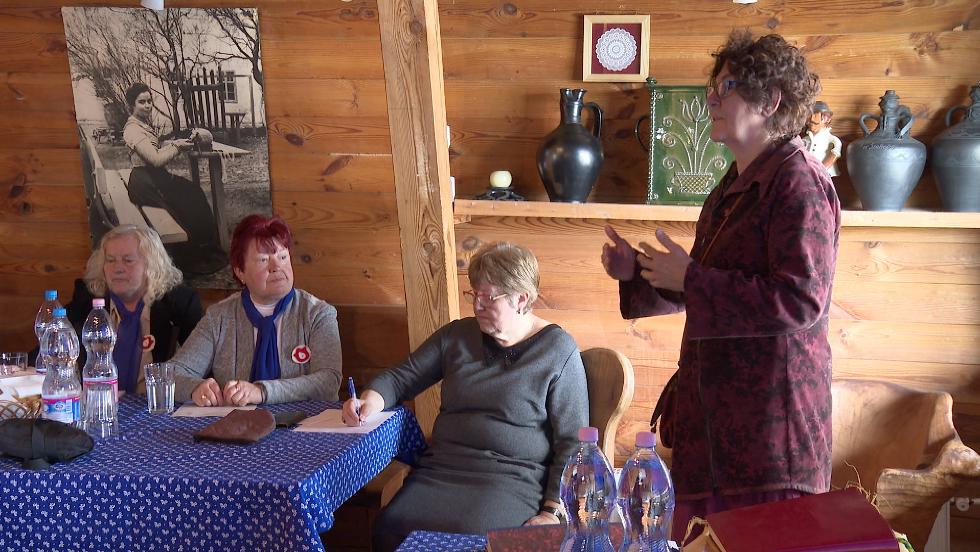 Re-szakkör címmel tartottak regionális konferenciát és kiállítást a Gébárti Regionális Népi Kézműves Alkotóházban Re-szakkör címmel tartottak regionális konferenciát és kiállítást a Gébárti Regionális Népi Kézműves Alkotóházban