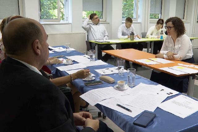 Elkezd�dtek a z�r�vizsg�k a Pannon Egyetemen