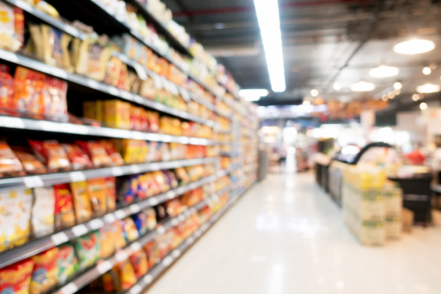 A Tesco, a SPAR �s a Lidl is reag�lt az �rr�sstopra, korl�toz�sokat vezettek be