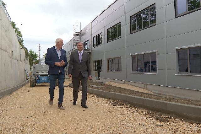 Munkahelyteremtő beruházás – hamarosan elkészül a EuropTec Kft. új csarnoka Munkahelyteremtő beruházás – hamarosan elkészül a EuropTec Kft. új csarnoka