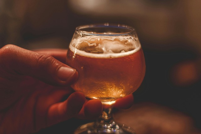 Mag�nlaks�rt�ss� fajult a k�z�s italoz�s Zalaegerszegen 