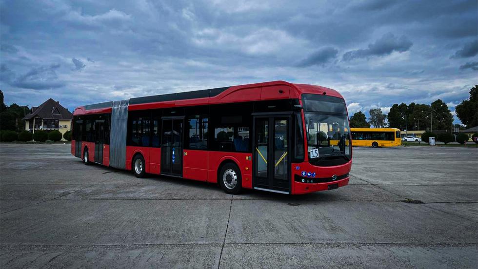 Elektromos csuklós buszt tesztelnek Zalaegerszegen Elektromos csuklós buszt tesztelnek Zalaegerszegen