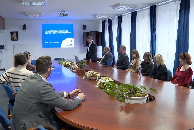 Lezárult a logisztikai központ fejlesztésének első üteme Lezárult a logisztikai központ fejlesztésének első üteme