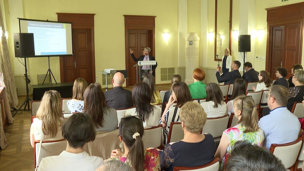 Projektzáró - Befejeződött az ivó- és szennyvízhálózat rekonstrukció Zalaegerszegen Projektzáró - Befejeződött az ivó- és szennyvízhálózat rekonstrukció Zalaegerszegen