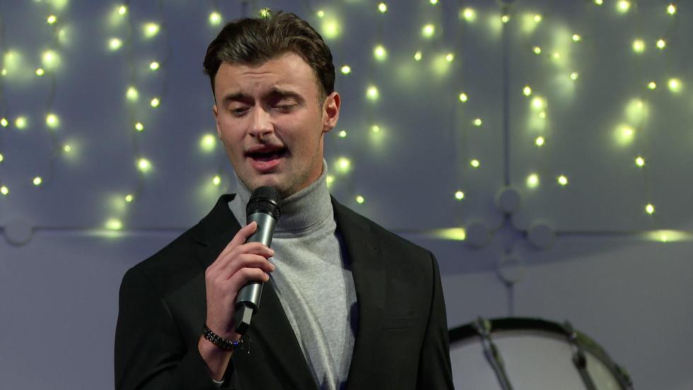 Bejutott az X-Faktor d�nt�j�be a zalaegerszegi S�rk�zi Roland