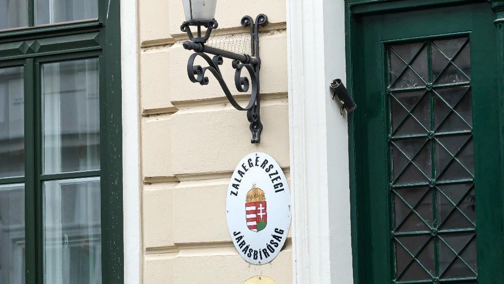 Újabb vádlottakat ítéltek el Zalaegerszegen világháborús jóvátételi csalások miatt Újabb vádlottakat ítéltek el Zalaegerszegen világháborús jóvátételi csalások miatt