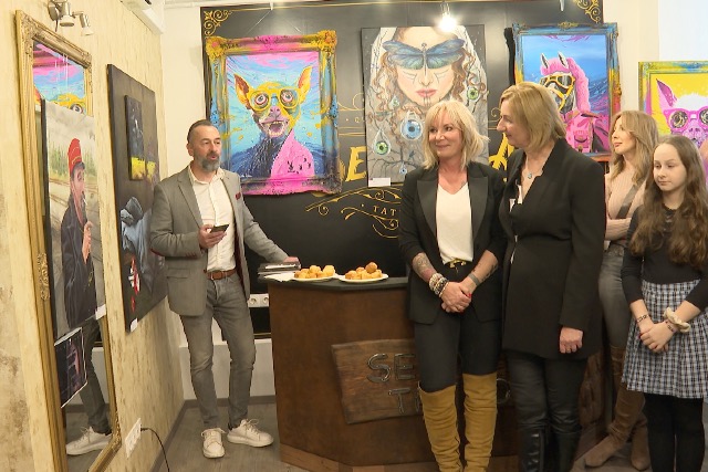 Double trouble - Dupla baj! – Ki�ll�t�s Zalaegerszegen