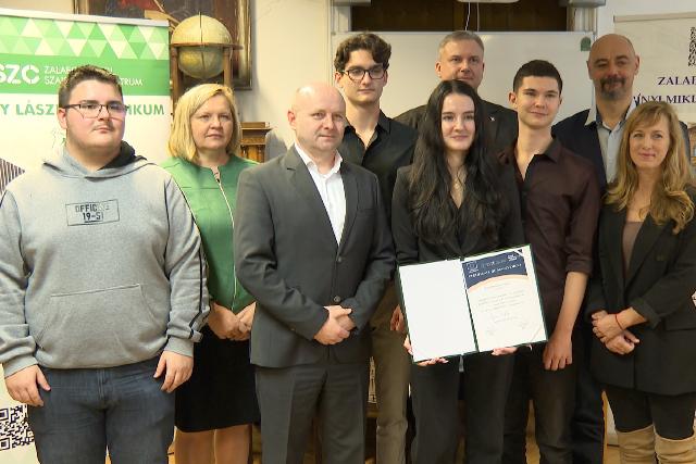 Zalaegerszegi dikok sikere – Elsk lettek az ELTE innovcis versenyn