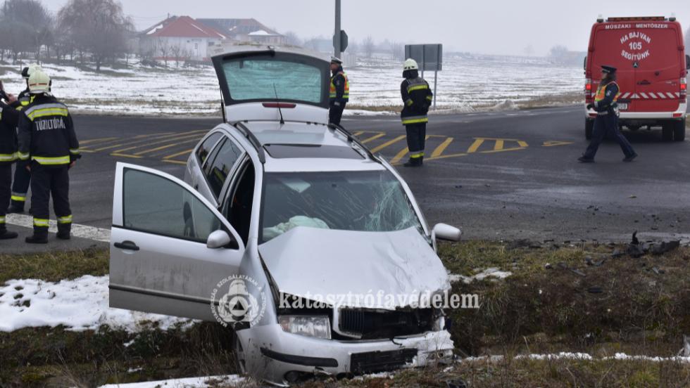Két személyautó karambolozott Zalaegerszegen
Két személyautó karambolozott Zalaegerszegen