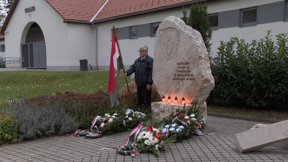 Nemzeti ünnep – Városszerte megemlékeztek az 56-os eseményekről  Nemzeti ünnep – Városszerte megemlékeztek az 56-os eseményekről