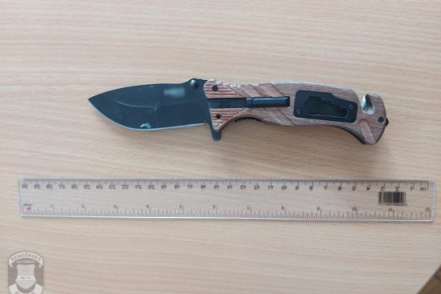 K�ssel has�totta fel vitapartnere kab�tj�t – a zalaegerszegi rend�r�k kezdem�nyezt�k a letart�ztat�sukat