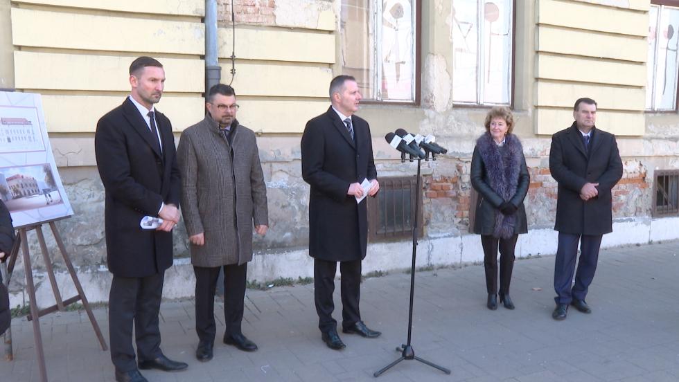 Felújítják a volt tiszti klubot Felújítják a volt tiszti klubot