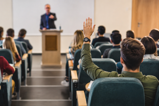 Visszakapcsol�dott Magyarorsz�g az Erasmus-programba