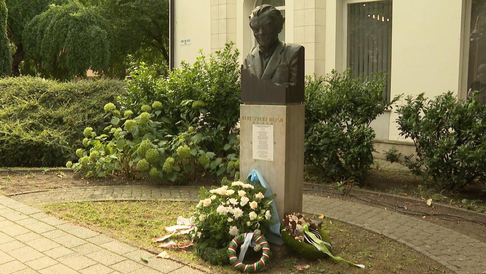 Megemlékezés – 121 éve született Keresztury Dezső Megemlékezés – 121 éve született Keresztury Dezső