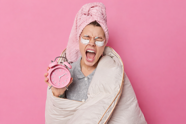 Itt van 3 lefekv�s el�tti szok�s, ami seg�ti a kollag�ntermel�st