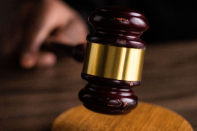 Veszélyes hulladékot tárolt a kertben – vádat emeltek a zalaegerszegi férfi ellen Veszélyes hulladékot tárolt a kertben – vádat emeltek a zalaegerszegi férfi ellen