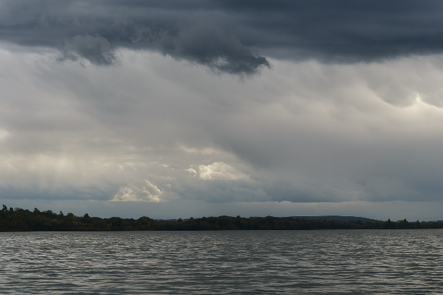 Megmozdult a Balaton – Centimterekben mrhet a vzszint emelkedse