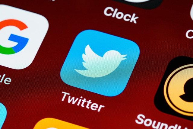 Elszállt a kismadár: X a Twitter új neve Elszállt a kismadár: X a Twitter új neve