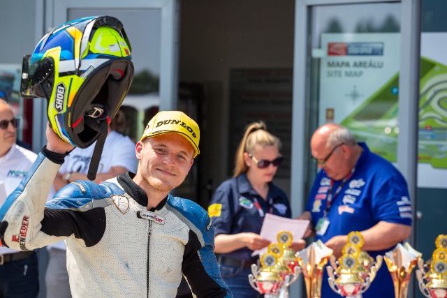 A Pannónia-Ringen versenyez az egerszegi gyorsasági motoros, Molnár Gergő A Pannónia-Ringen versenyez az egerszegi gyorsasági motoros, Molnár Gergő
