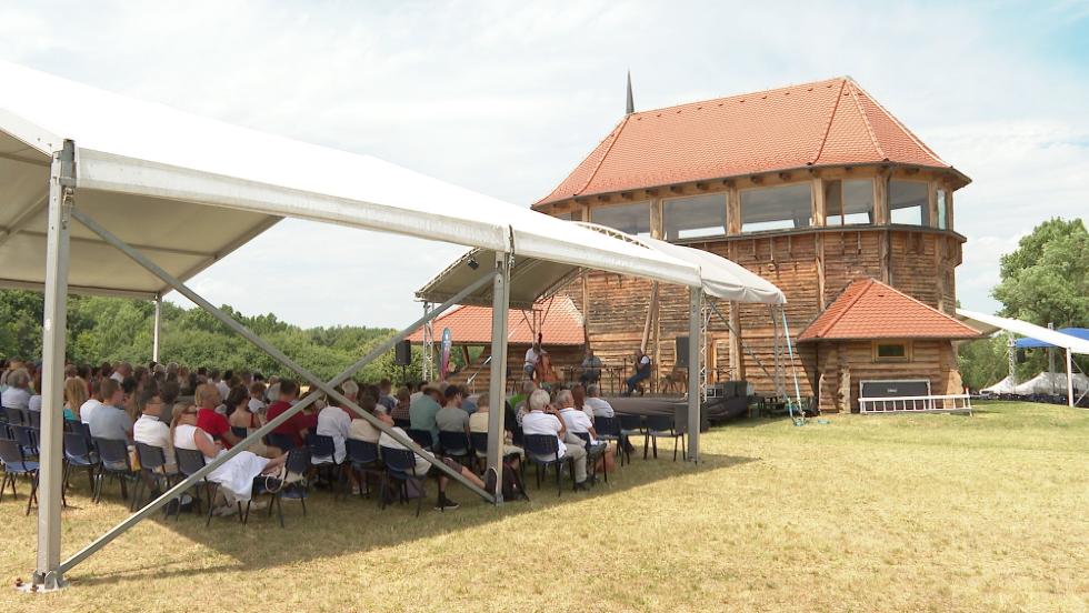 Kultúrával és természetközeli élményekkel töltődhettek a látogatók a magyarföldi Fatemplom Fesztiválon Kultúrával és természetközeli élményekkel töltődhettek a látogatók a magyarföldi Fatemplom Fesztiválon