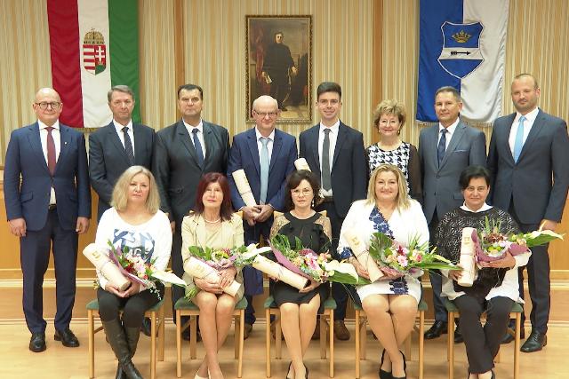 Átadták Zala vármegye elismeréseit
Átadták Zala vármegye elismeréseit
