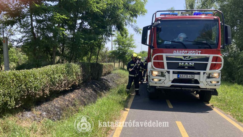 Két szabadtéri tűzesethez is riasztották a tűzoltókat Zalaegerszegen Két szabadtéri tűzesethez is riasztották a tűzoltókat Zalaegerszegen