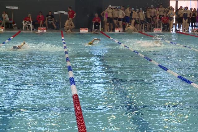 24 �r�s �sz�verseny – jav�ban zajlanak az el�k�sz�letek