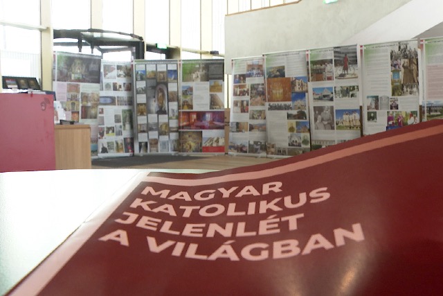 Magyar katolikus kiállítás nyílt a Mindszentyneumban Magyar katolikus kiállítás nyílt a Mindszentyneumban
