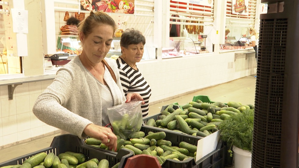 Uborkaszezon van a zalaegerszegi piacon