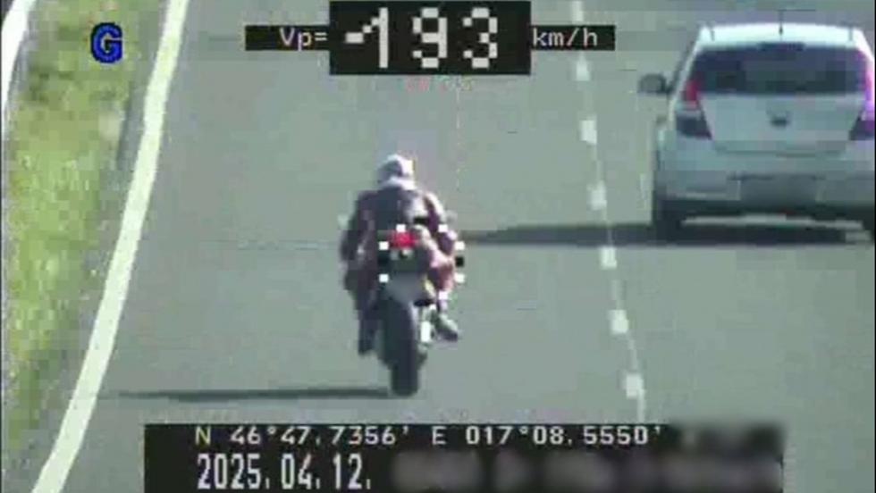 Gyorshajtás: 193 km/h-val száguldott egy motoros Zalában Gyorshajtás: 193 km/h-val száguldott egy motoros Zalában
