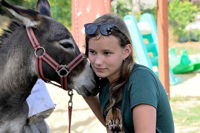 Szam�rral j�rta k�rbe a Balatont a 17 �ves Bettina