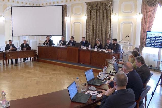 Zeginf� – megtartotta idei els� �l�s�t a v�ros k�pvisel�-test�lete