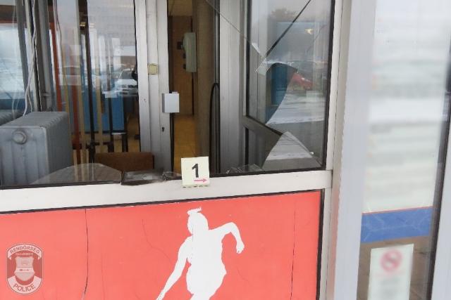 N�h�ny �r�n bel�l elfogt�k a zalaegerszegi sportcsarnok bet�r�j�t