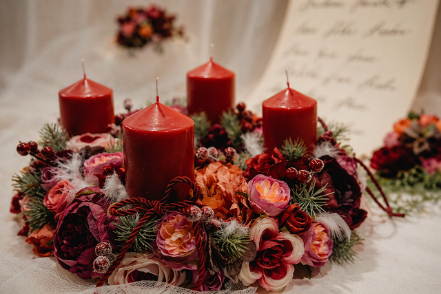 Id�n december 24. vas�rnapra esik: ekkor lesz advent els� �s utols� vas�rnapja  