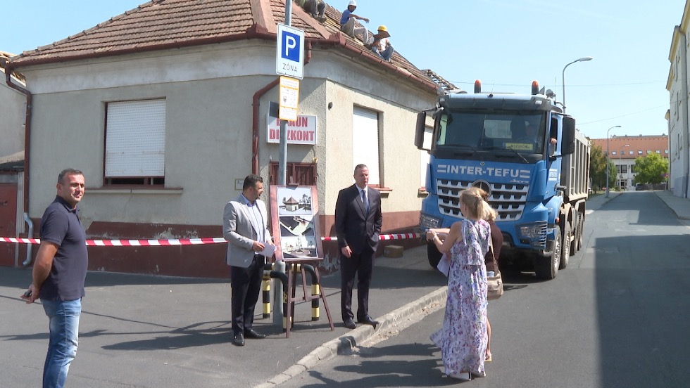 Felújítják a Mérleg teret és felépítik a Mérlegházat Felújítják a Mérleg teret és felépítik a Mérlegházat