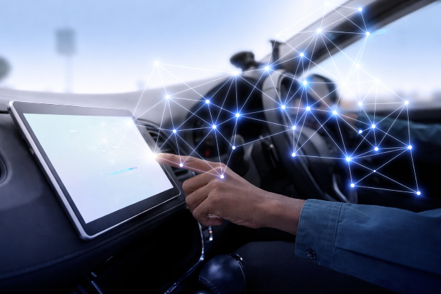 Elindultak a kamer�s aut�k: olyan r�szletes t�rk�p k�sz�l a magyar utakr�l, mint m�g soha