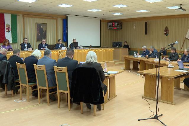 Kzgyls s kzmeghallgats a vrmegyehzn