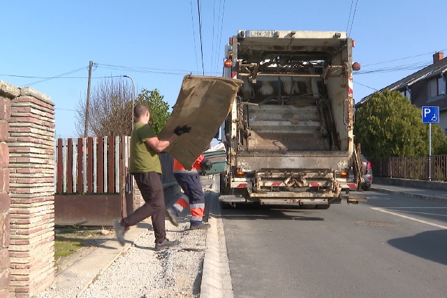 Elkezddtt a lomtalants a csaldi hzas vezetekben