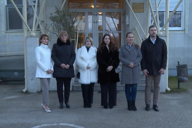 „N�k a h�bor� ellen” – Pet�ci�t ind�tott a N�i Digit�lis Polg�ri K�r