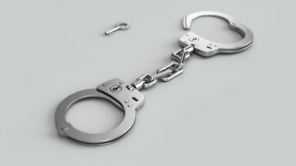 24 migránst zsúfolt a kamionjába - Embercsempészés miatt került letartóztatásba a román sofőr 24 migránst zsúfolt a kamionjába - Embercsempészés miatt került letartóztatásba a román sofőr