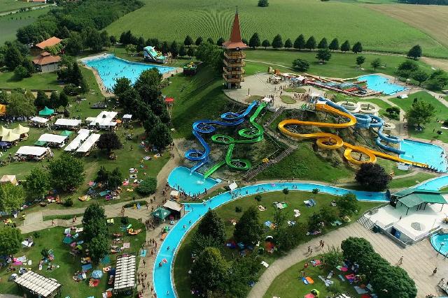 Felkszltek a htvgre az AquaCityben –igazi strandid vrhat