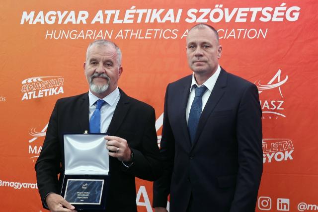 Utánpótlásért díjat kapott Pajor László
Utánpótlásért díjat kapott Pajor László