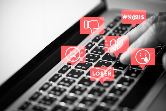 Kommentekkel kapcsolatos llsfoglalst adott ki a mdiatancs