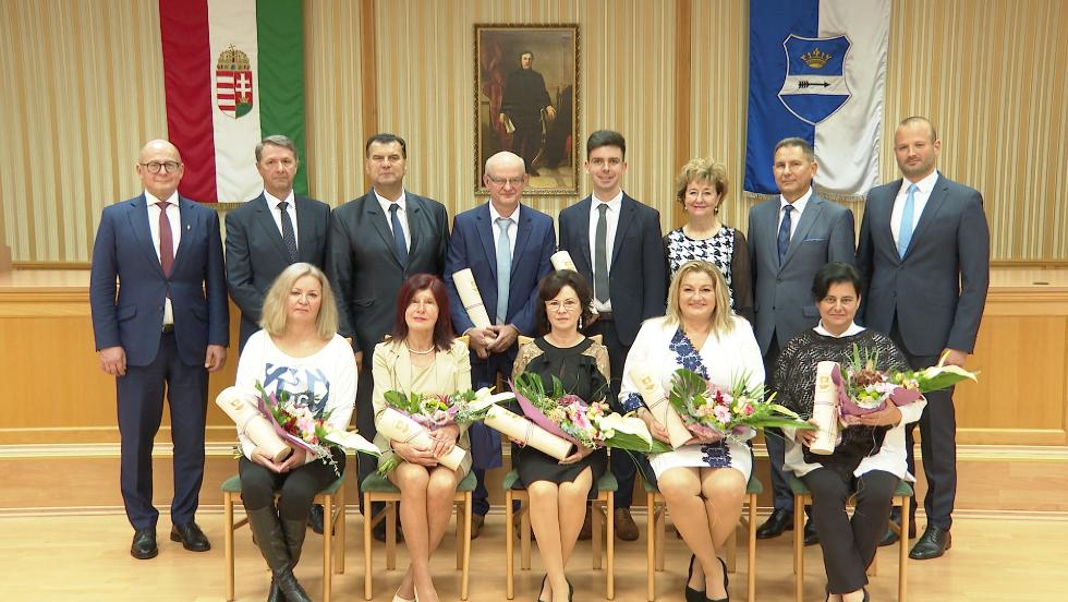 Átadták Zala vármegye elismeréseit
Átadták Zala vármegye elismeréseit