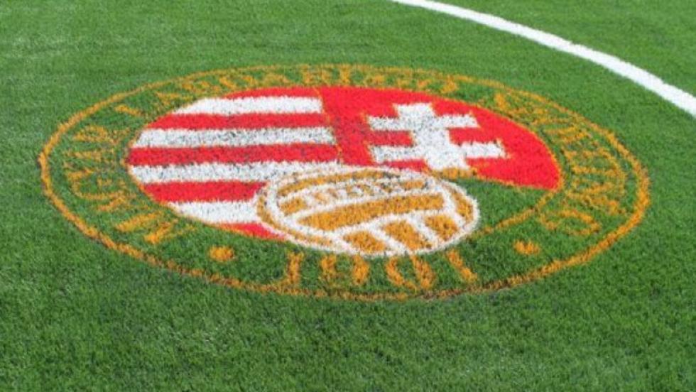 Pénzbüntetést és felfüggesztett szektorbezárást kapott a ZTE FC
Pénzbüntetést és felfüggesztett szektorbezárást kapott a ZTE FC